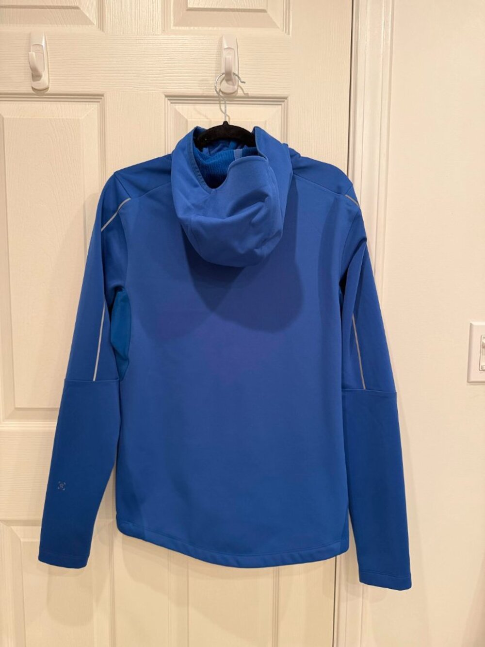 lululemon Fleece Back Soft Shell - Picture 10 of 10